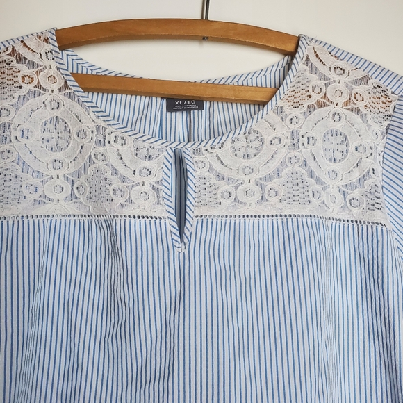 Van Heusen Blue Striped Women's Shirt with flutter sleeves with Lace.  Size XL - Picture 2 of 5